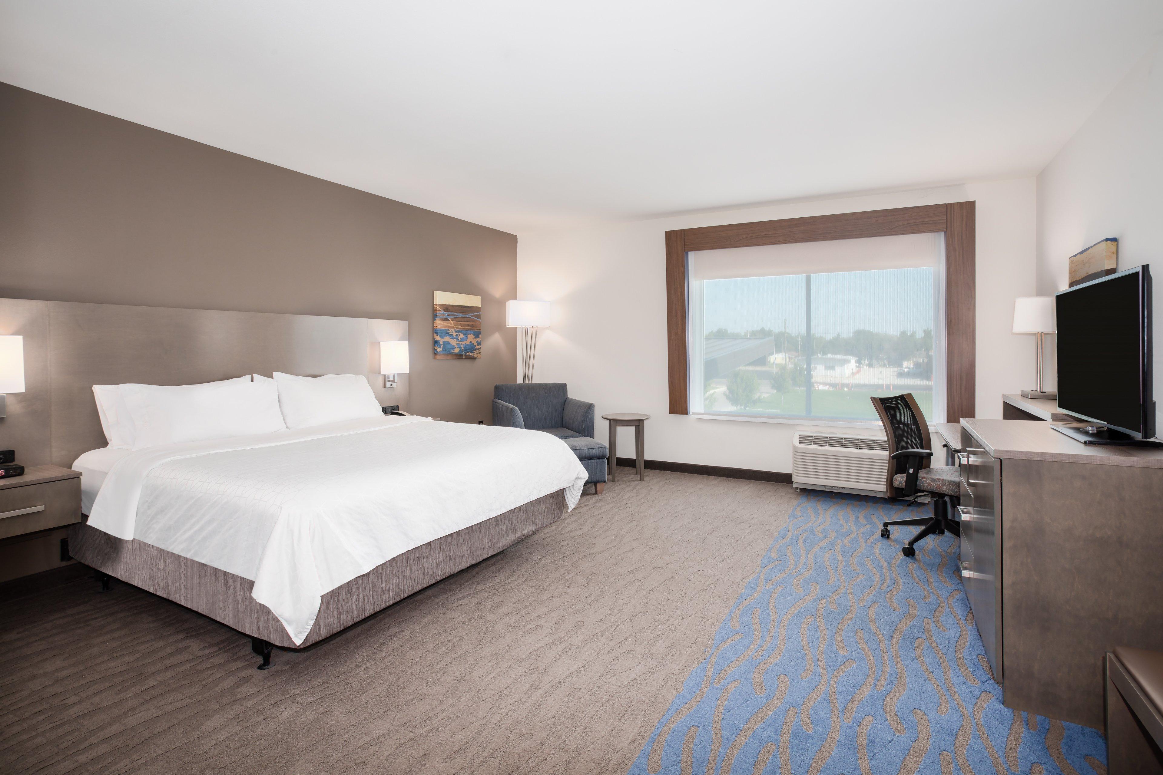 Holiday Inn Express & Suites Great Bend By Ihg מראה חיצוני תמונה
