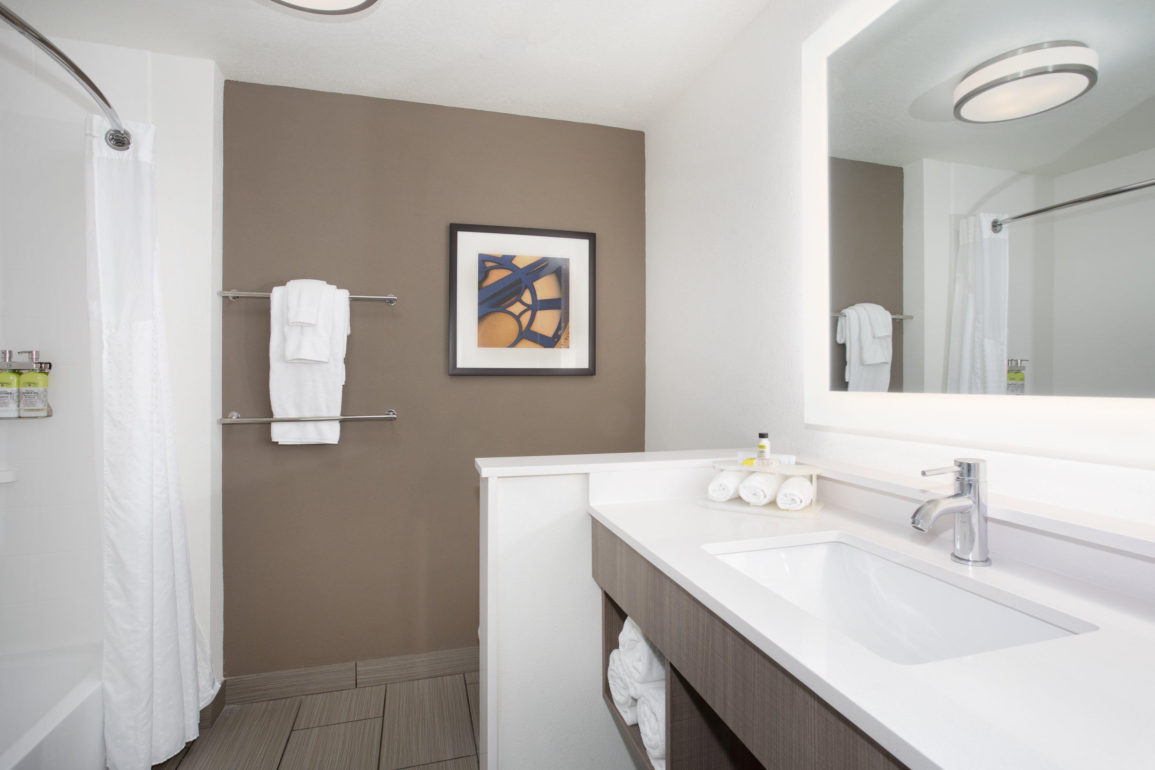 Holiday Inn Express & Suites Great Bend By Ihg מראה חיצוני תמונה
